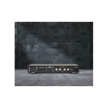 Lyngdorf SDA-2400 – cyfrowy wzmacniacz stereofoniczny