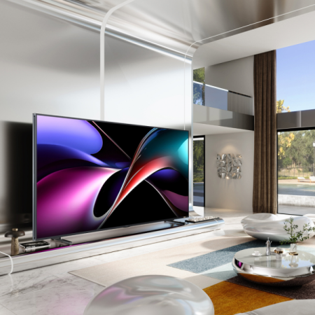 Hisense 116UXQ